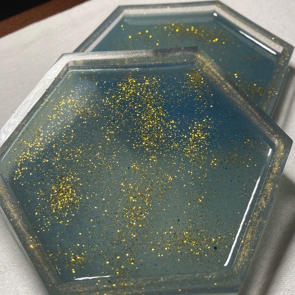 Set of 2 Resin Coasters - Picture 1 of 10